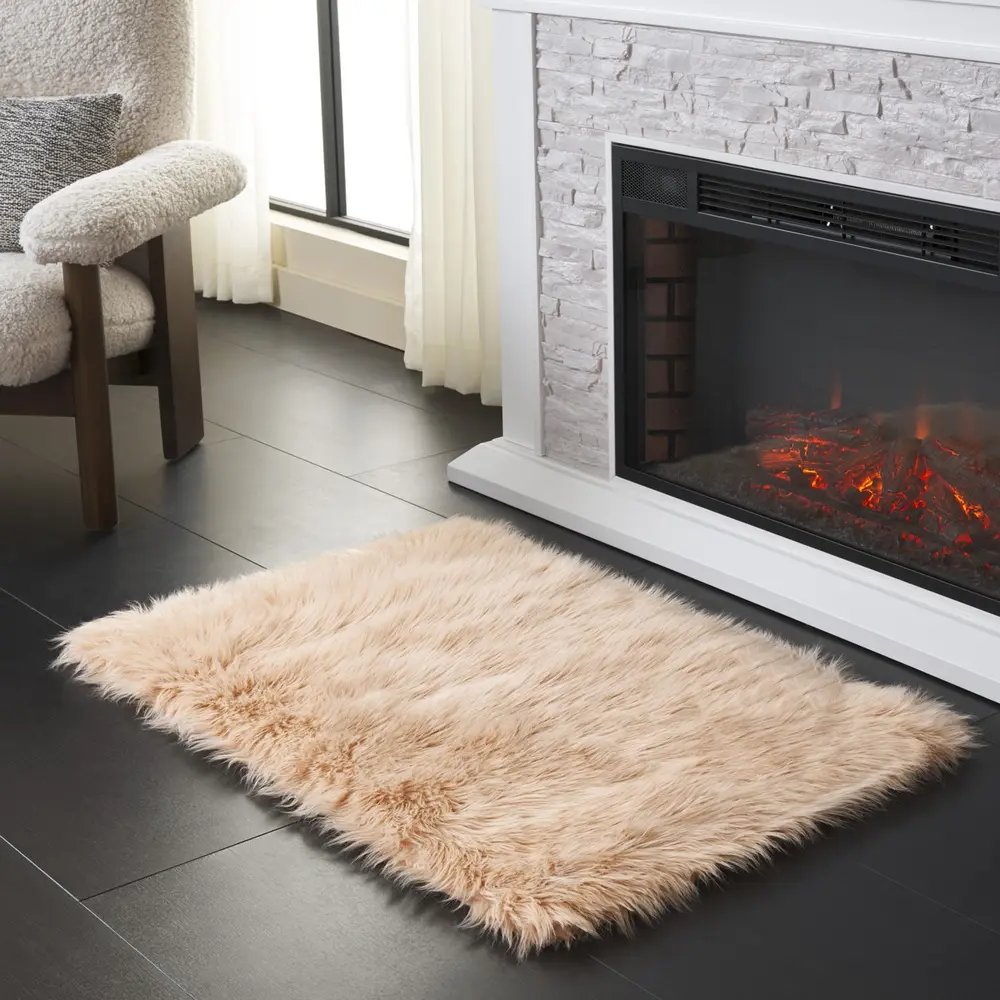 Safavieh Faux Sheep Skin 2'-0