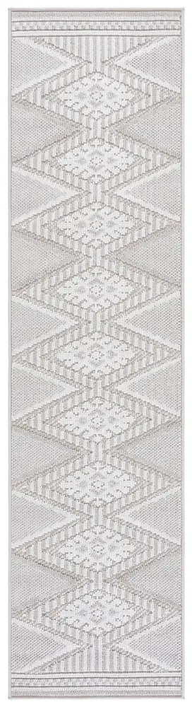 Safavieh Global 600 2'-0