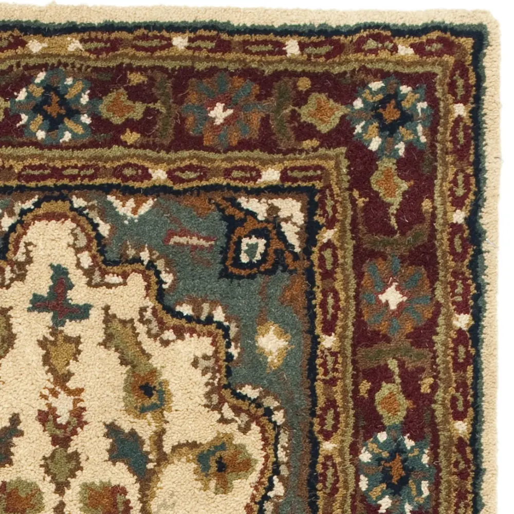 Safavieh Heritage 2'-3