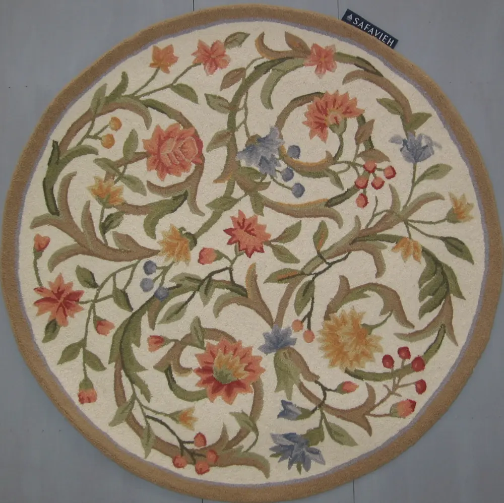 Safavieh Chelsea 4'-0