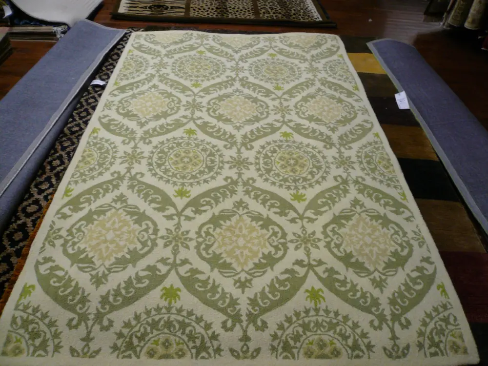 Safavieh Chelsea 5'-3