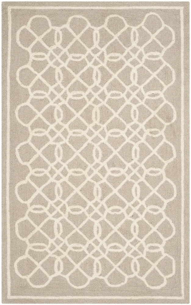 Safavieh Chelsea 2'-6