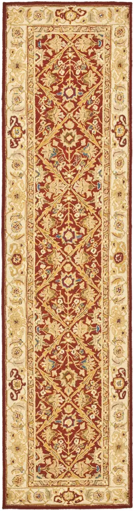 Safavieh Chelsea 2'-6