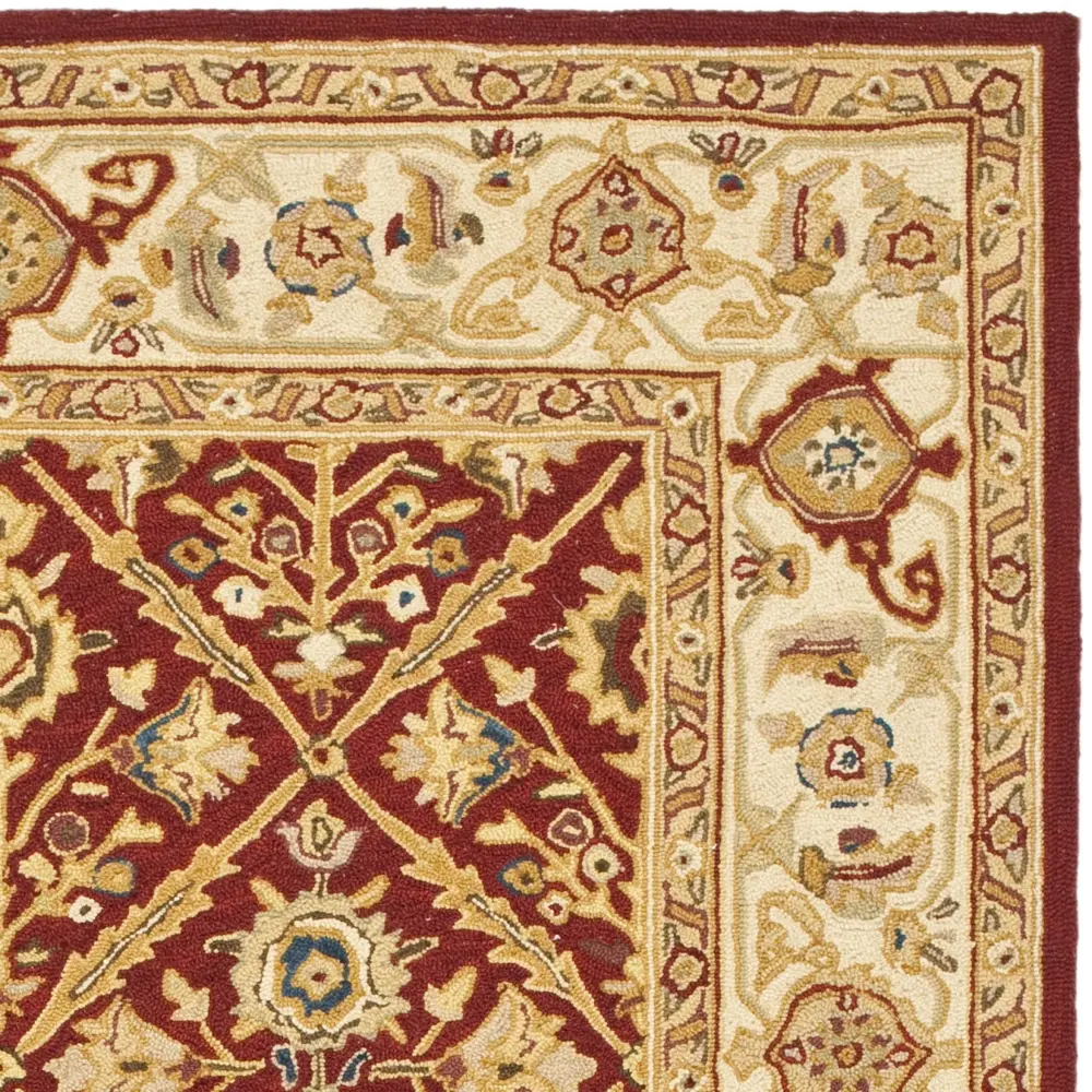 Safavieh Chelsea 5'-3