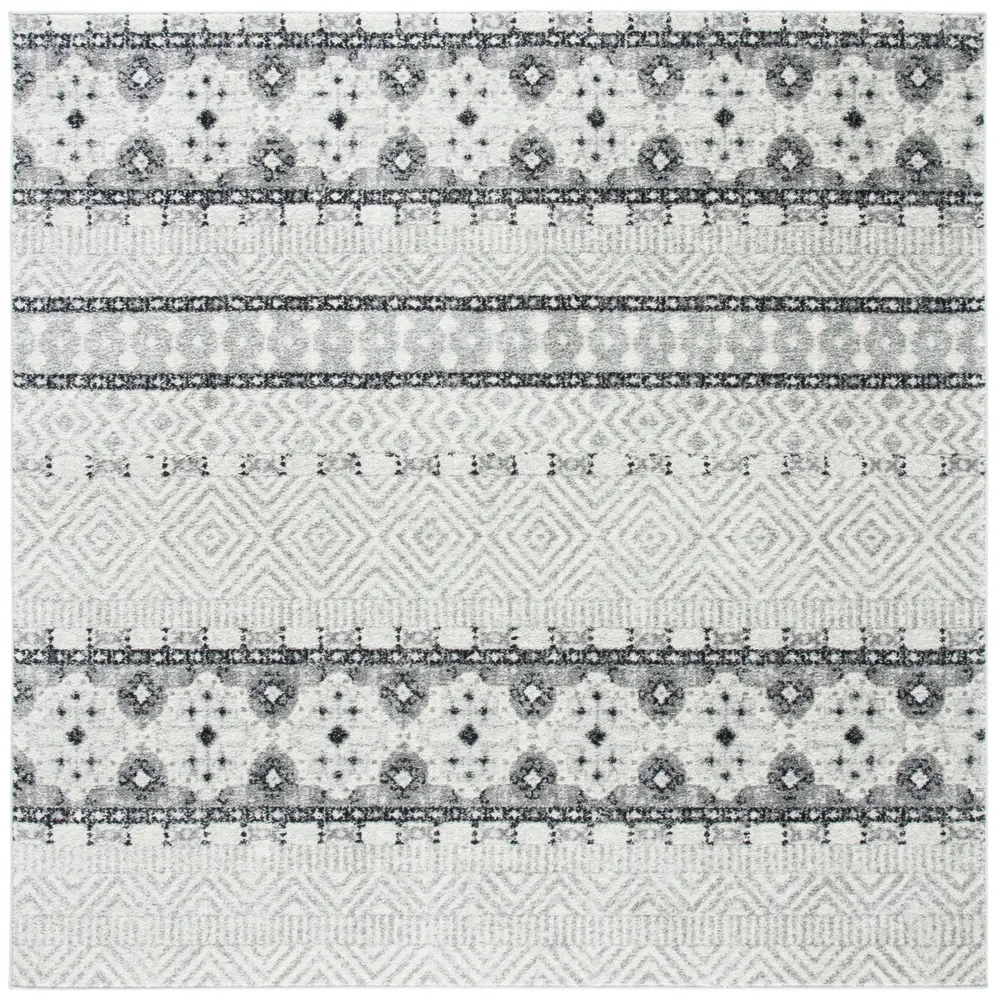 Safavieh Madison 700 6'-7