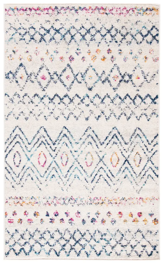 Safavieh Madison 700 3'-0