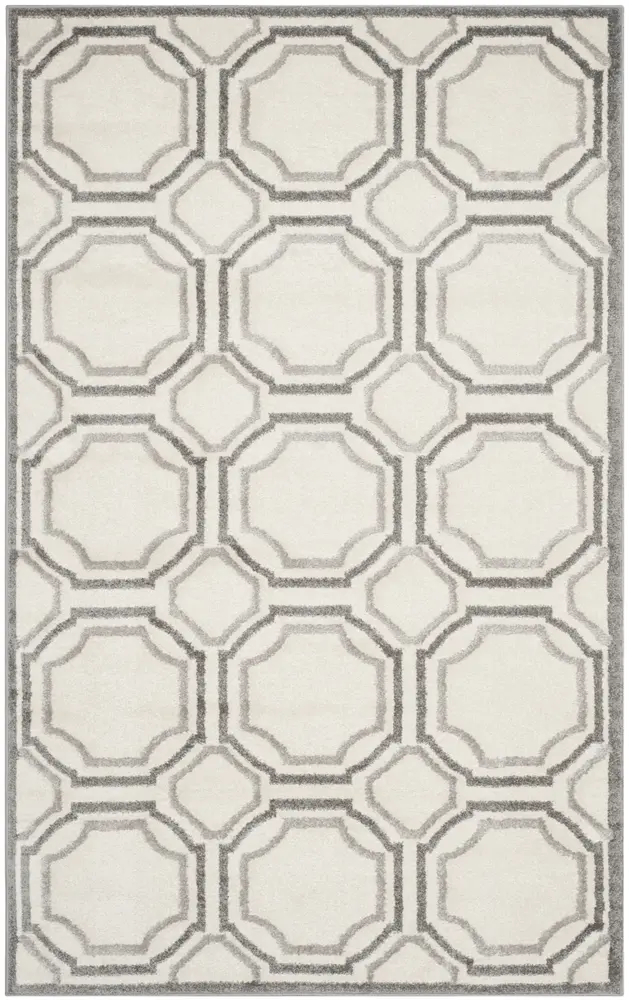 Safavieh Amherst 4'-0