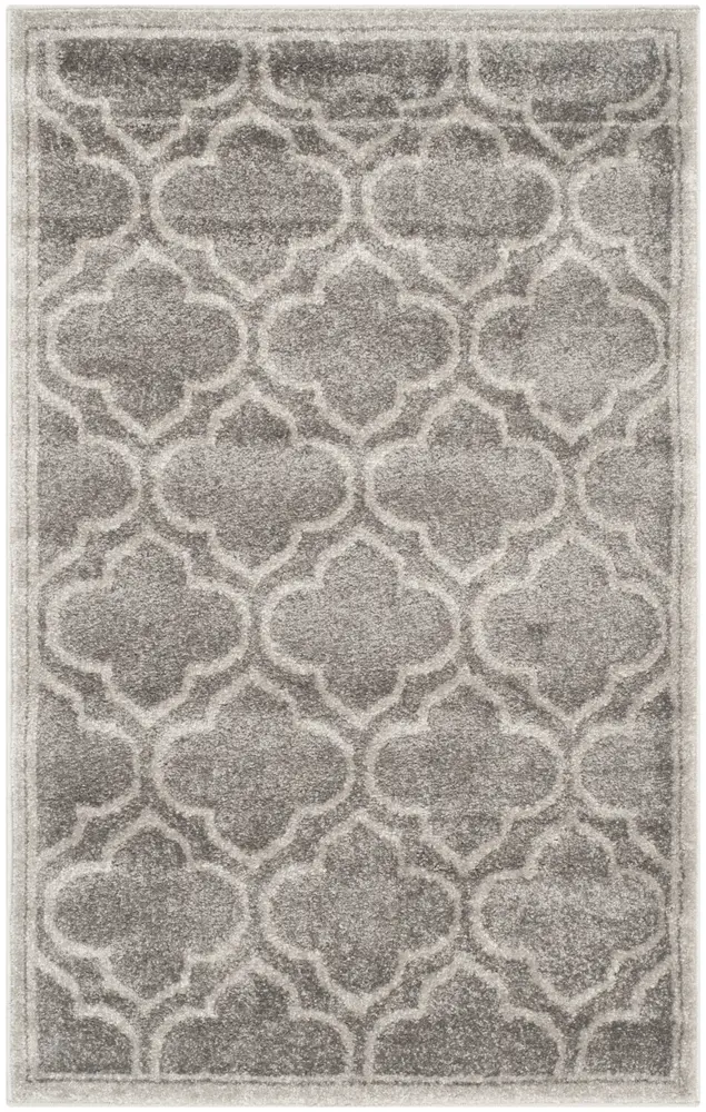 Safavieh Amherst 2'-6