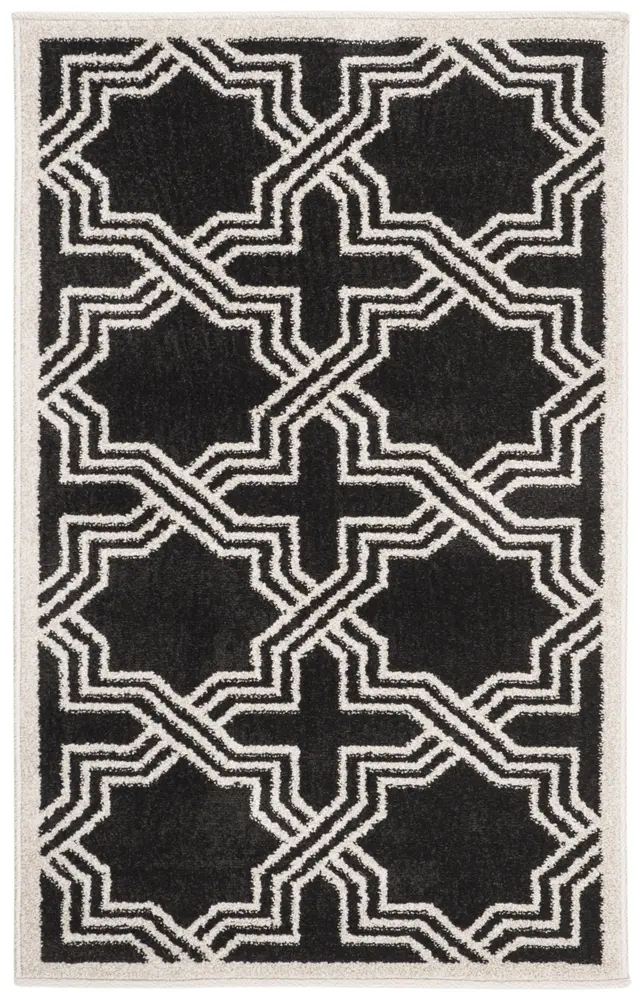 Safavieh Amherst 2'-6