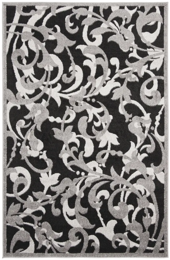 Safavieh Amherst 4'-0