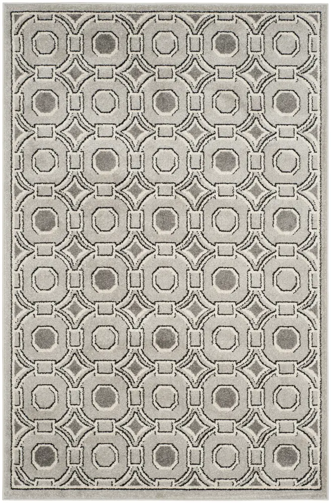 Safavieh Amherst 4'-0