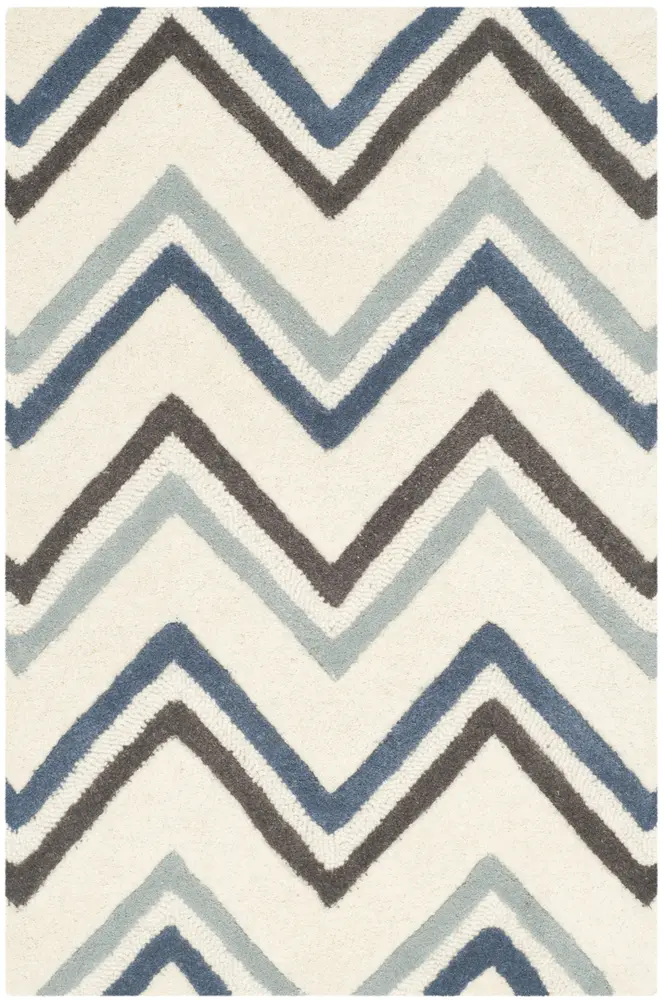 Safavieh Cambridge 2'-6