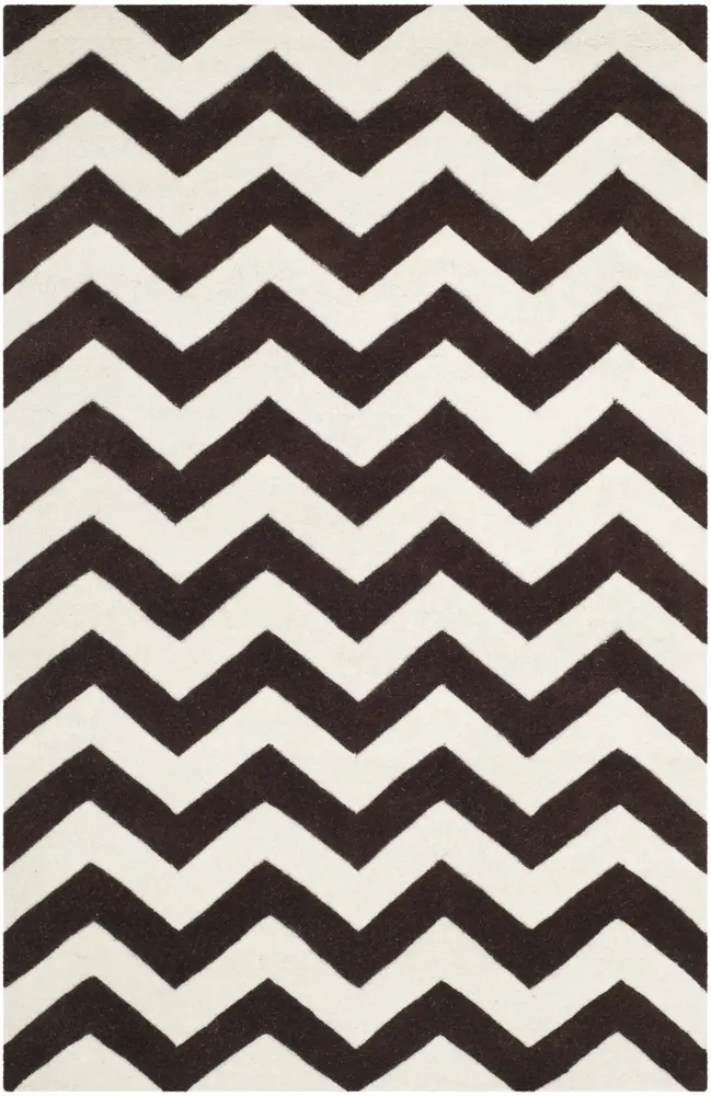 Safavieh Chatham 4'-0