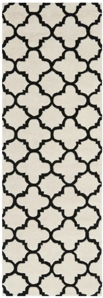 Safavieh Chatham 2'-3