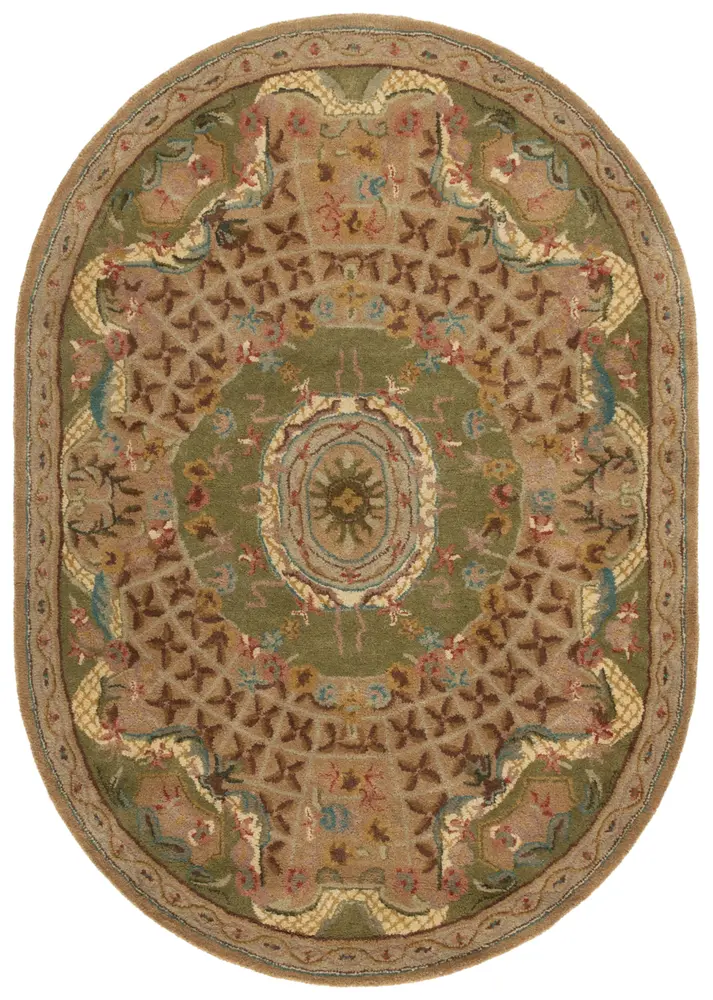 Safavieh Classic 4'-6