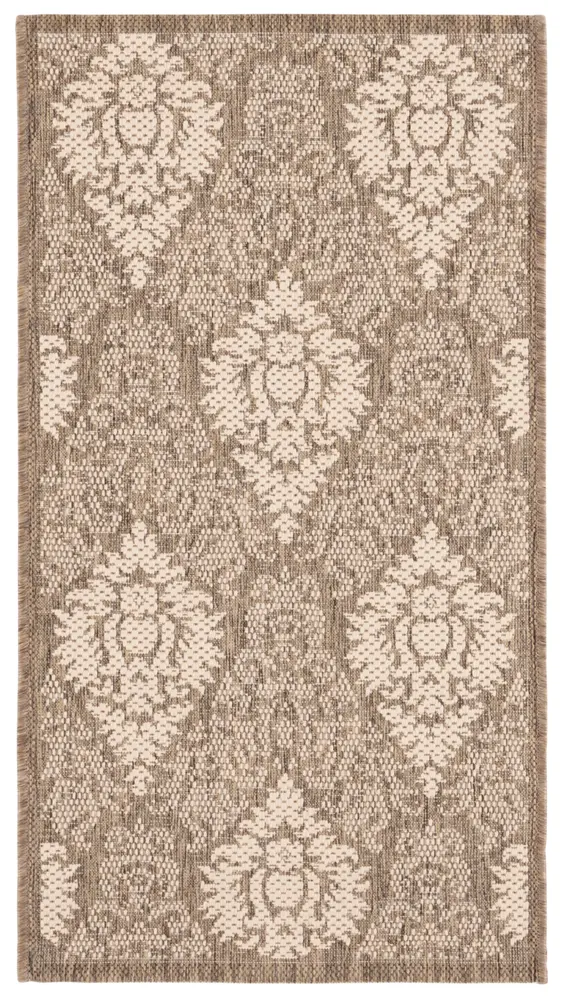 Safavieh Courtyard 2'-0