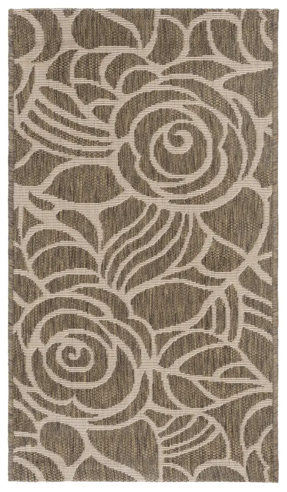 Safavieh Courtyard 2'-0