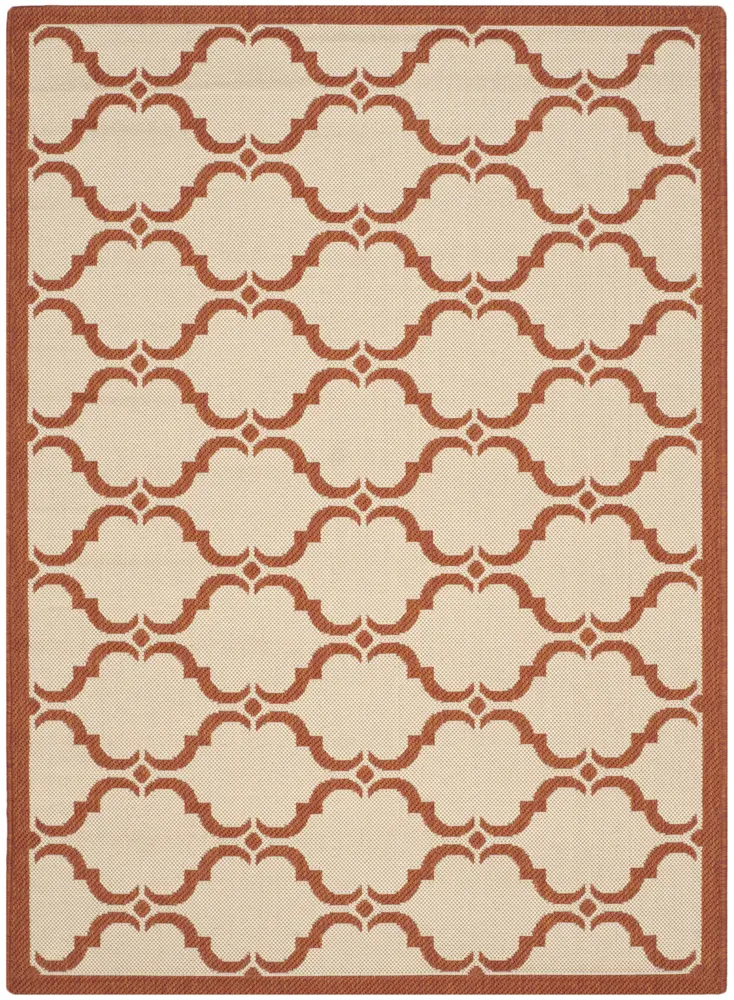 Safavieh Courtyard 4'-0