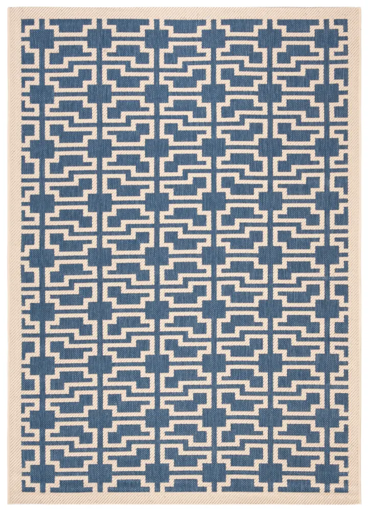 Safavieh Courtyard 4'-0