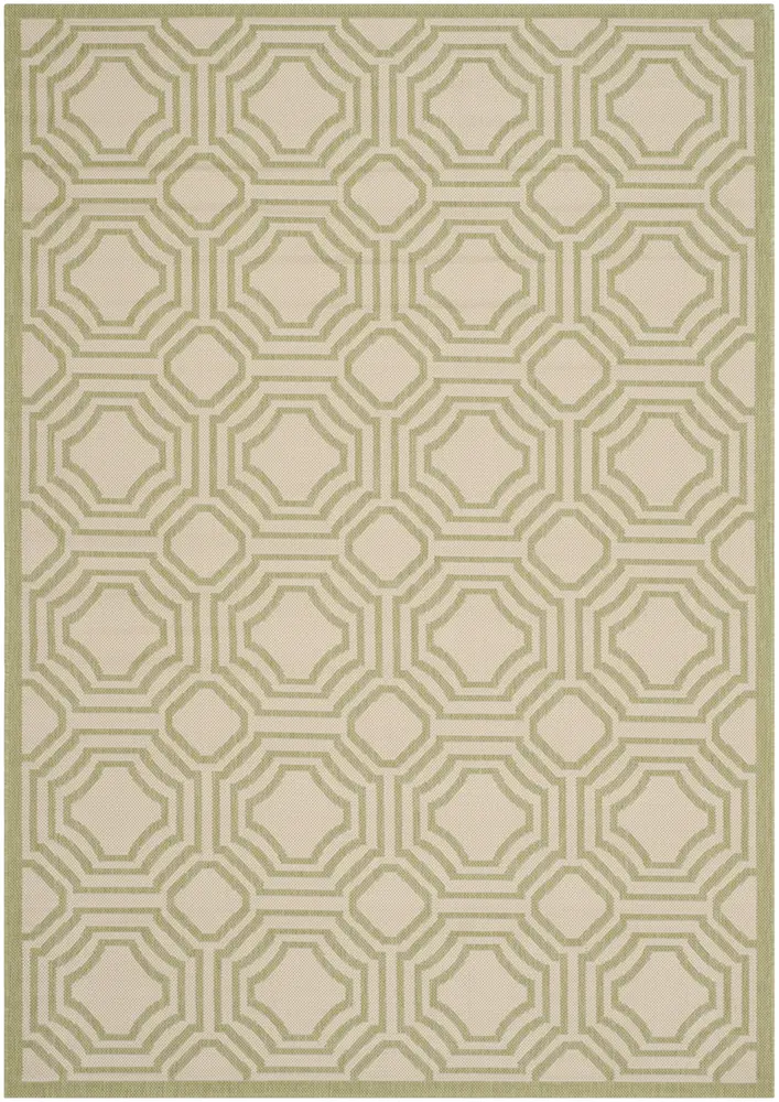 Safavieh Courtyard 4'-0