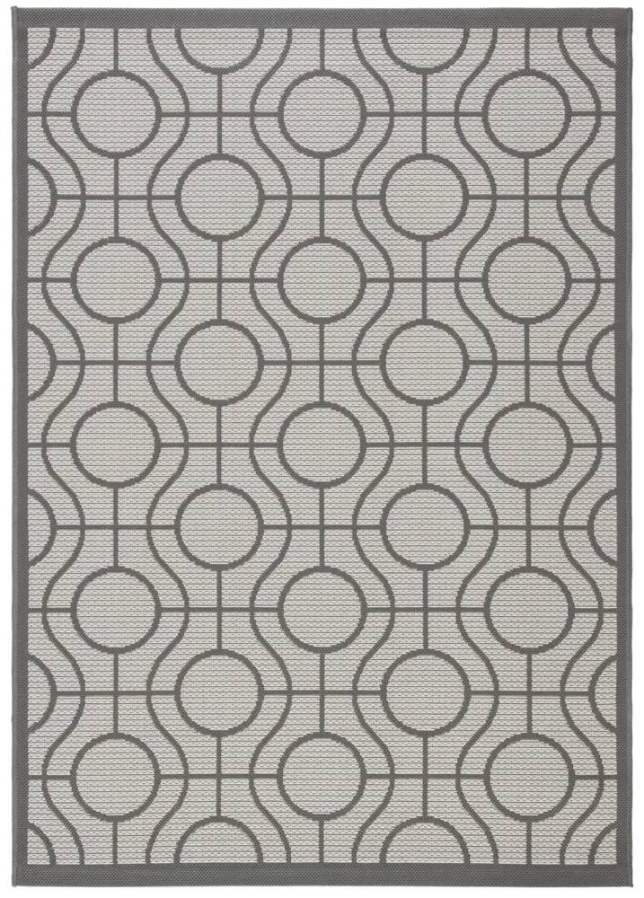 Safavieh Courtyard 4'-0