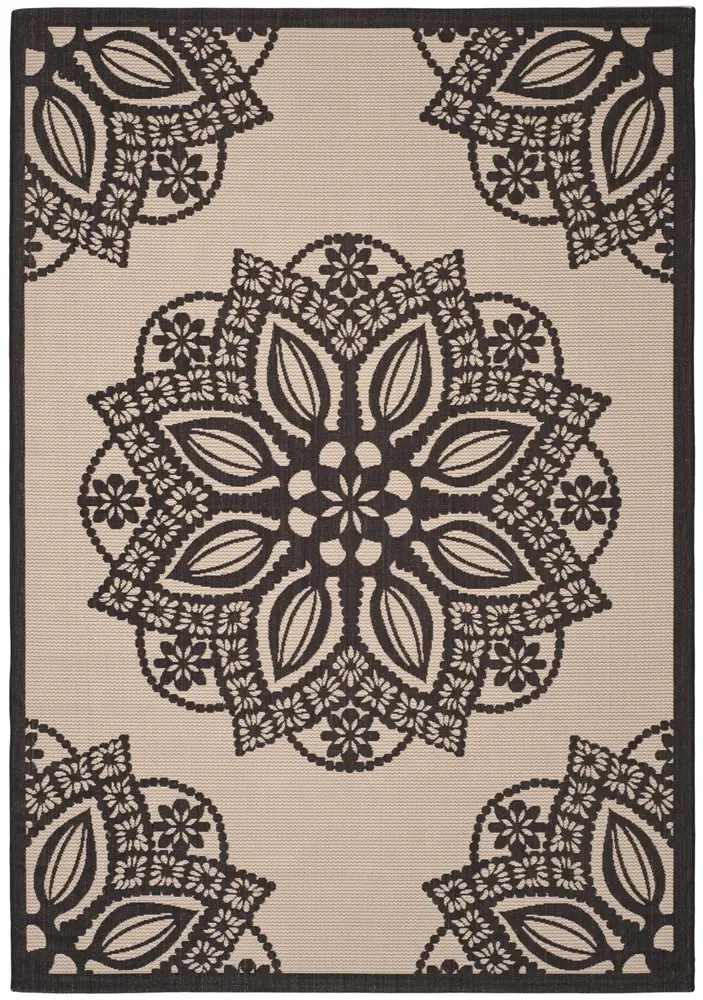 Safavieh Courtyard 6'-7