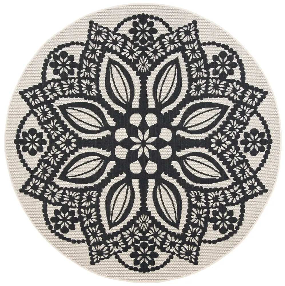 Safavieh Courtyard 6'-7