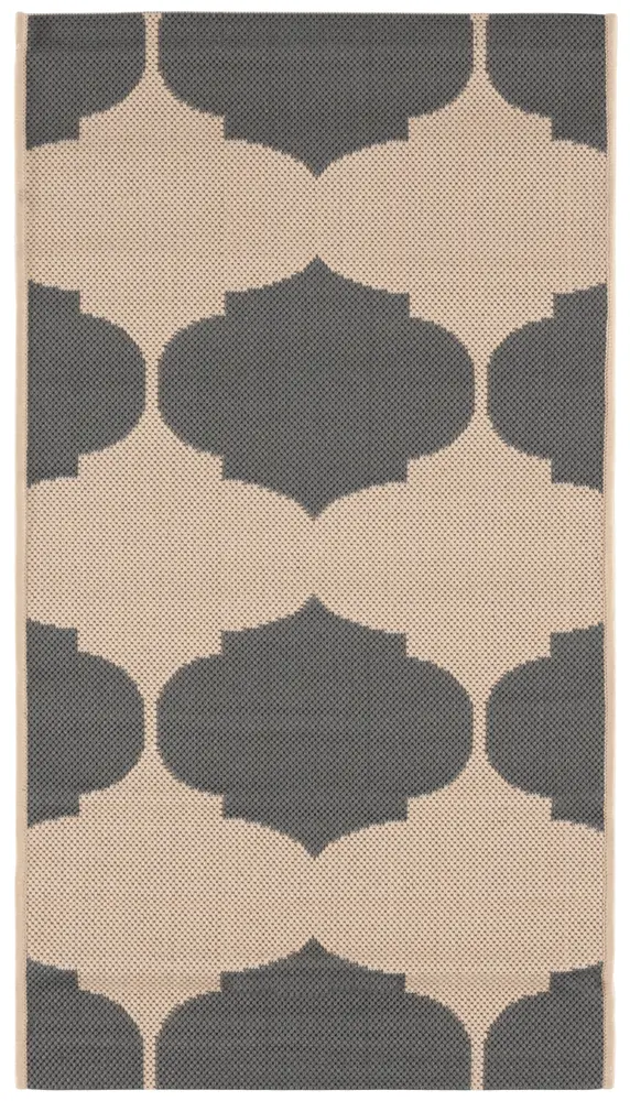 Safavieh Courtyard 2'-0