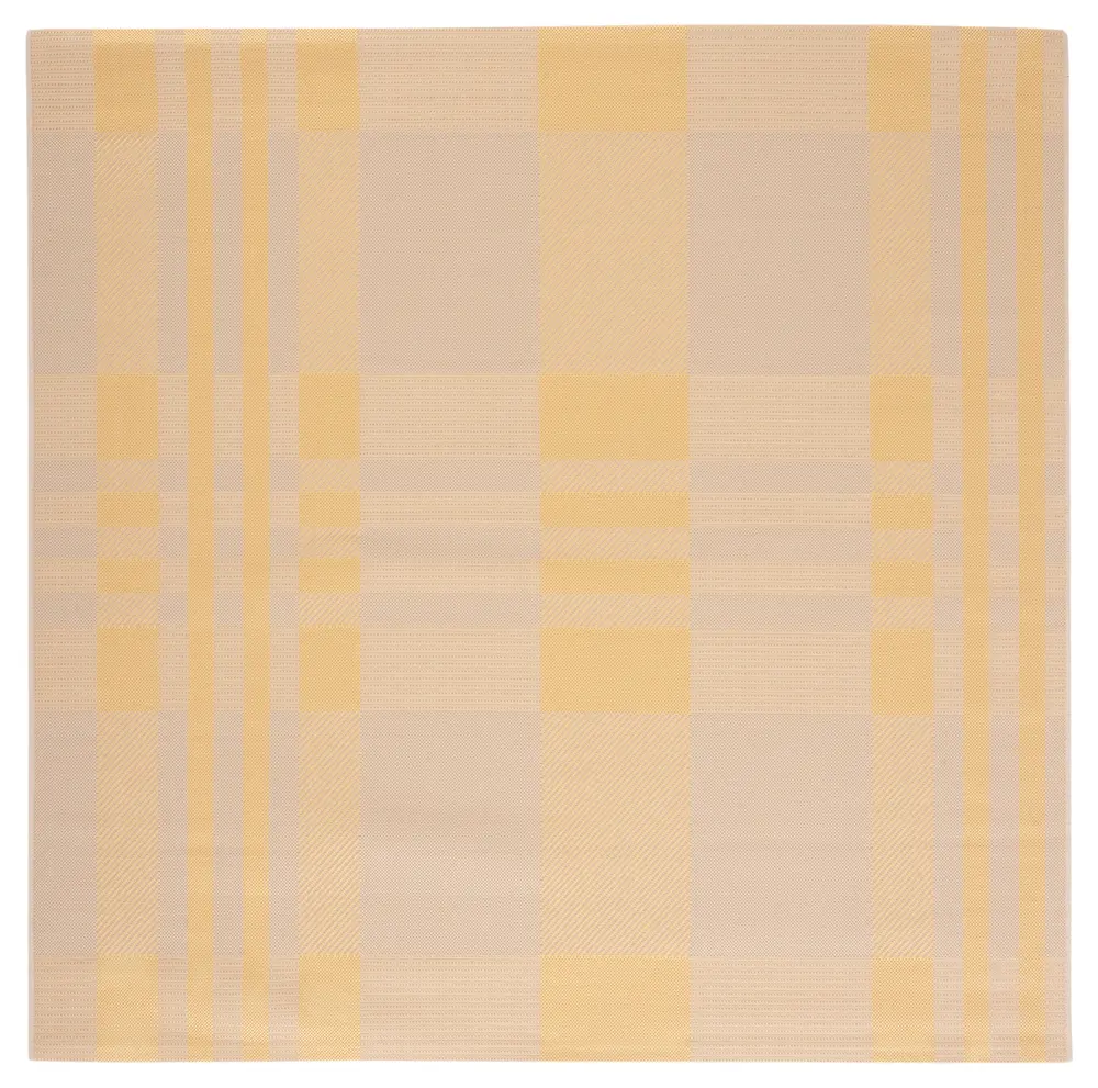 Safavieh Courtyard 6'-7