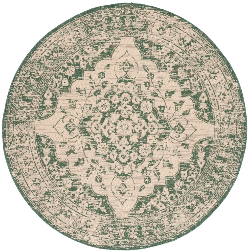 Safavieh Courtyard 6'-7