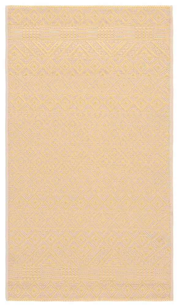 Safavieh Courtyard 2'-0