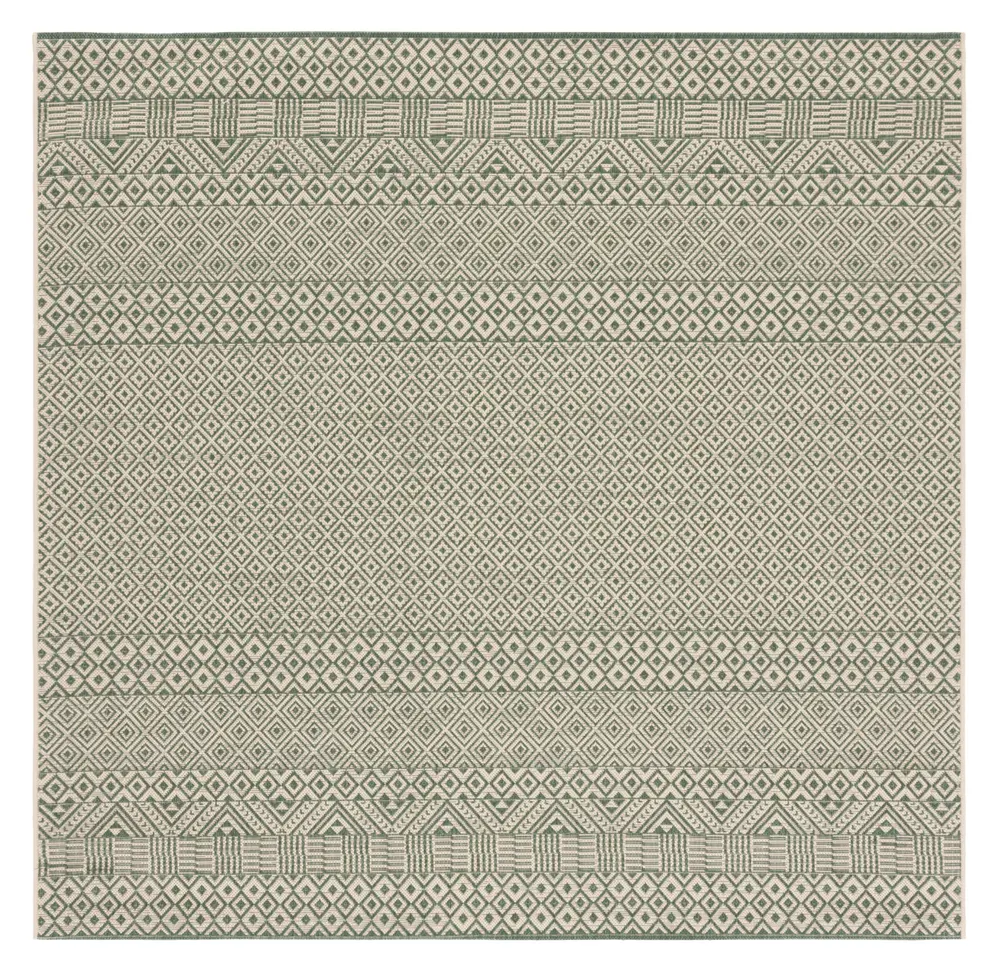 Safavieh Courtyard 6'-7