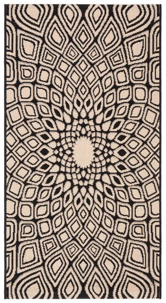 Safavieh Courtyard 2'-7