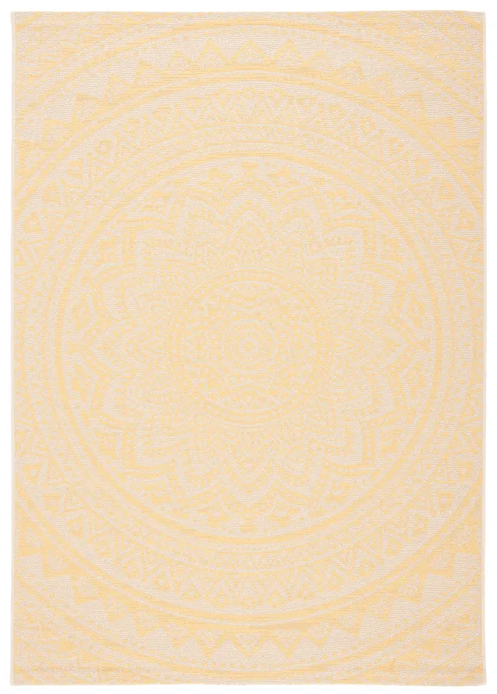 Safavieh Courtyard 4'-0