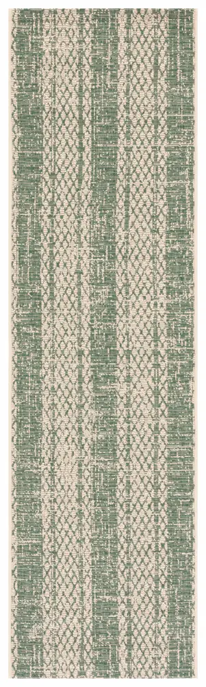 Safavieh Courtyard 2'-3