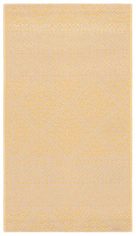 Safavieh Courtyard 2'-0