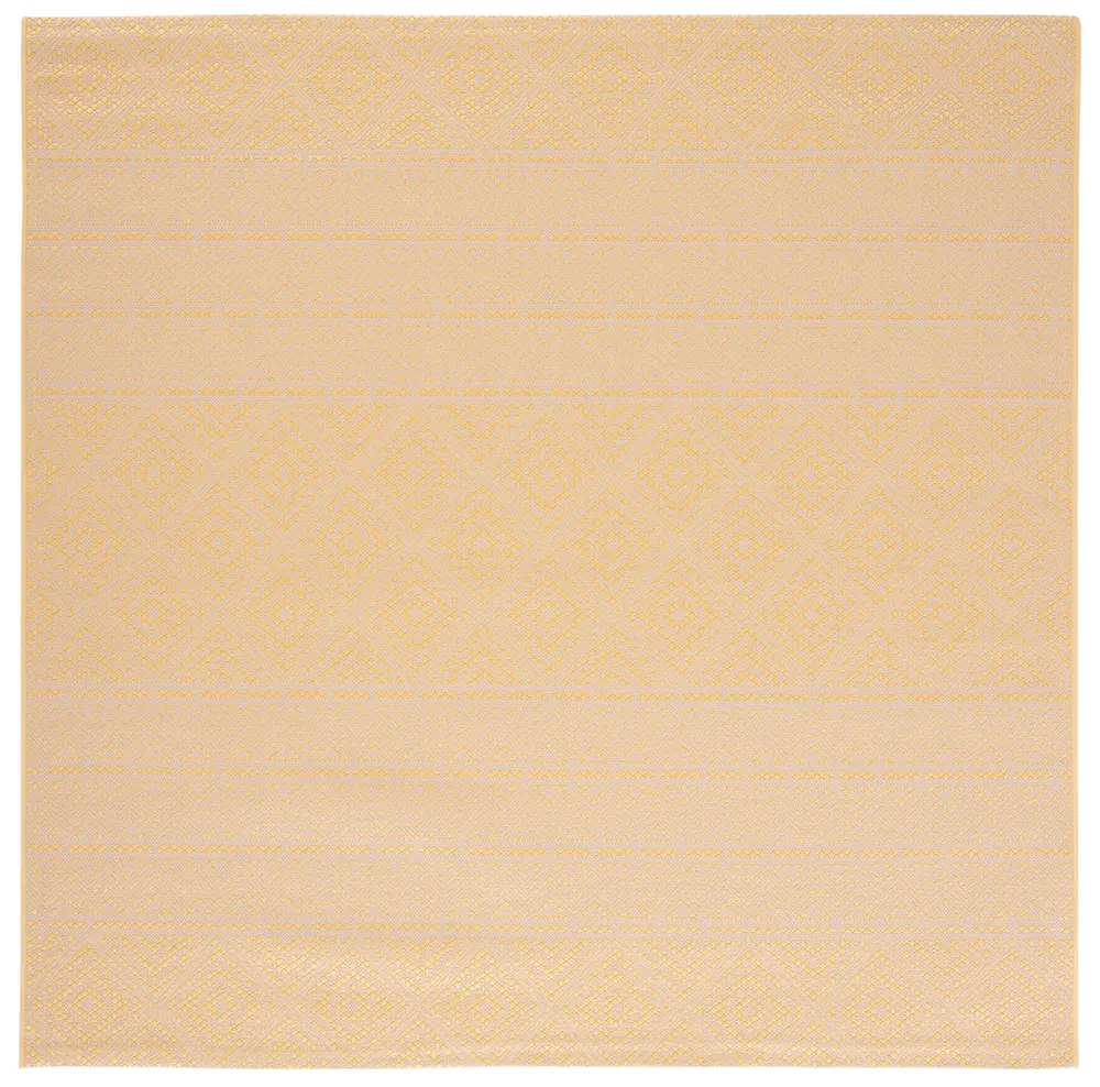 Safavieh Courtyard 6'-7