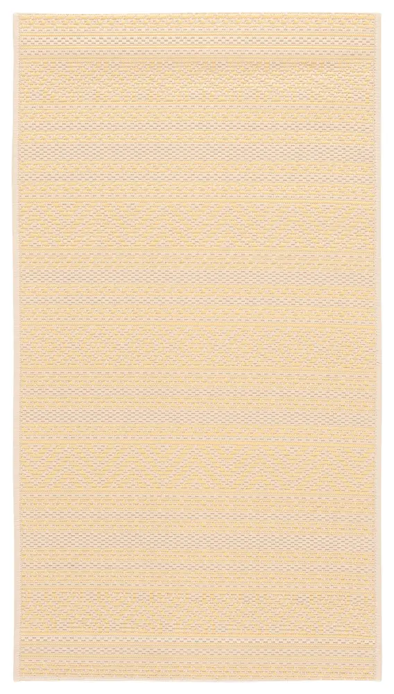 Safavieh Courtyard 2'-0