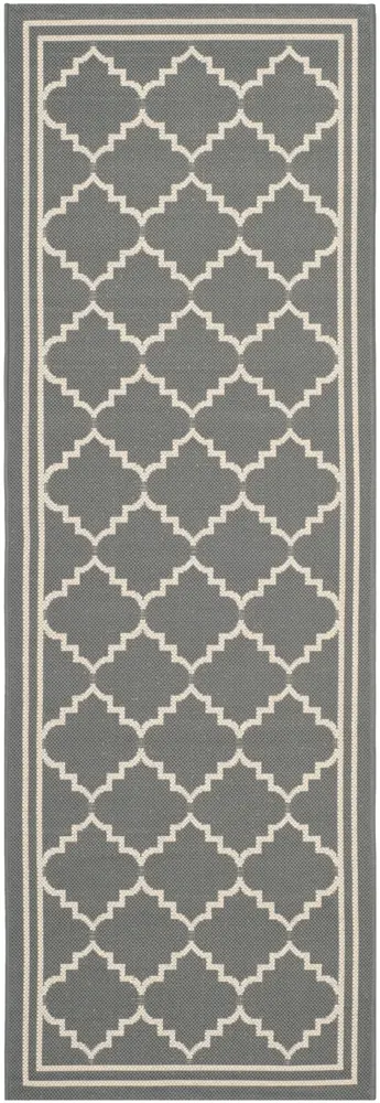 Safavieh Courtyard 2'-3