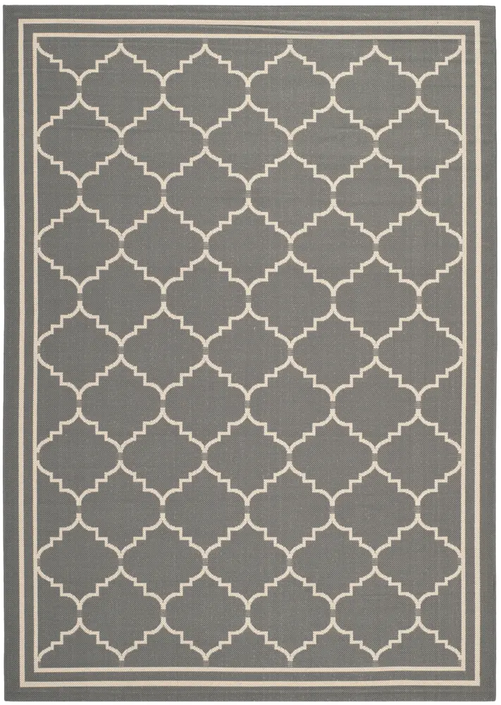 Safavieh Courtyard 4'-0