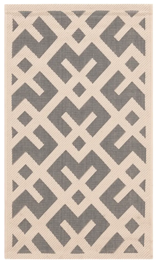 Safavieh Courtyard 2'-0