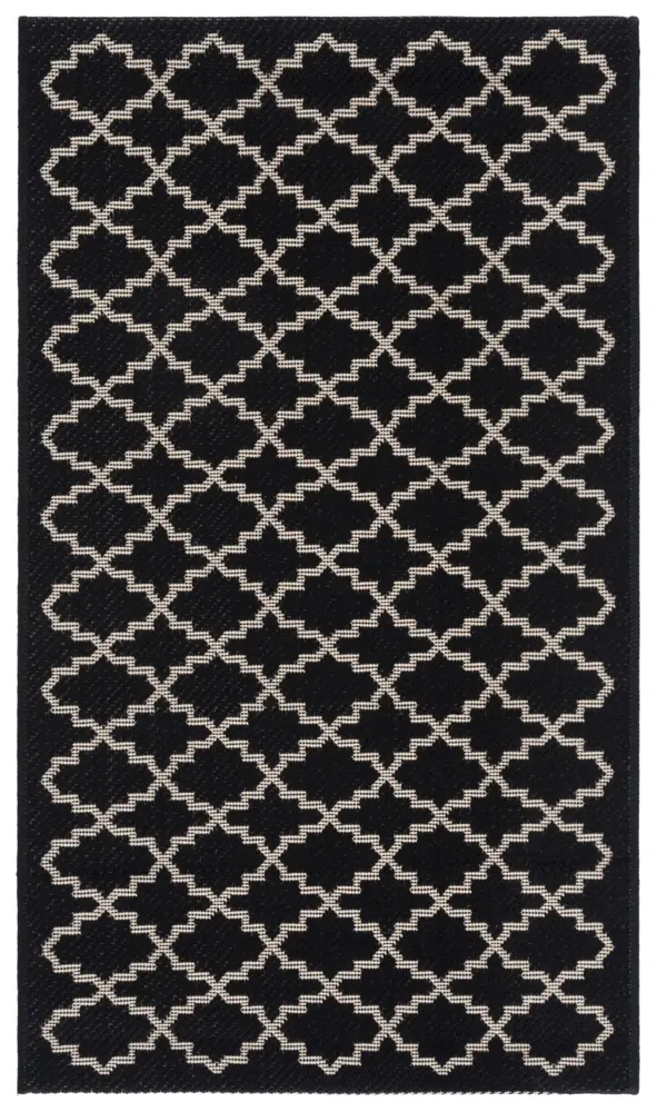 Safavieh Courtyard 2'-0