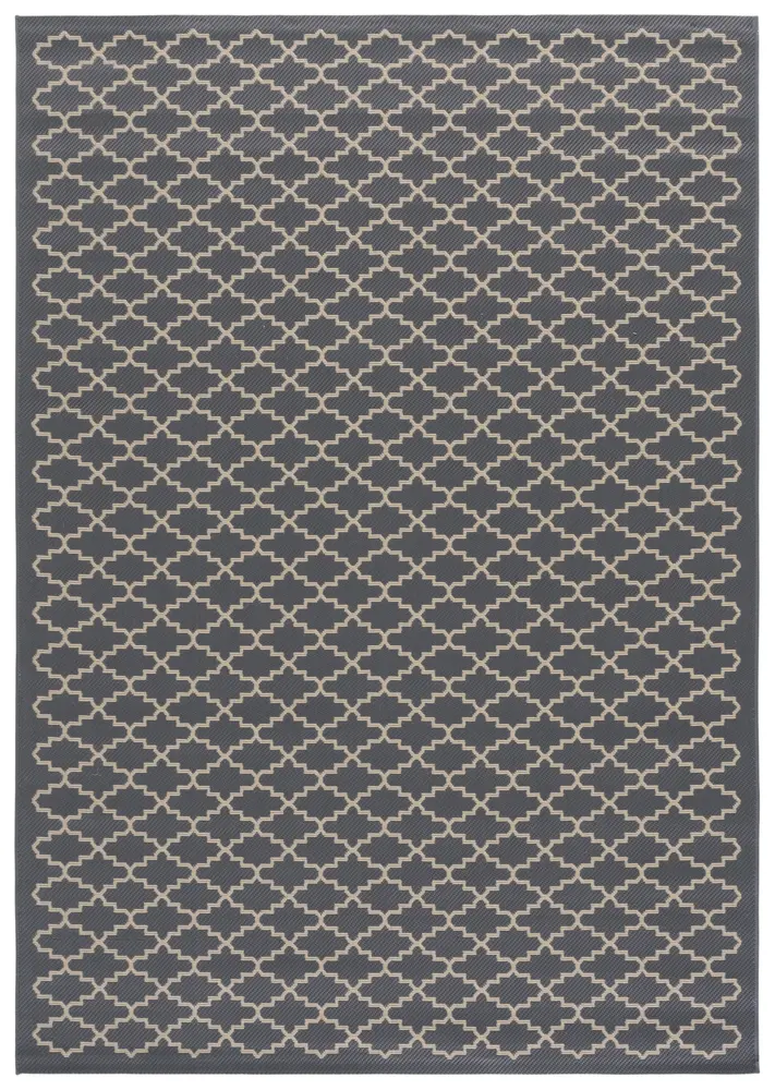 Safavieh Courtyard 4'-0