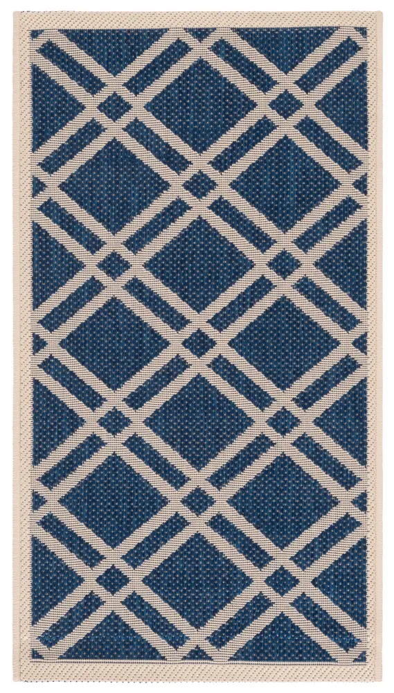 Safavieh Courtyard 2'-0