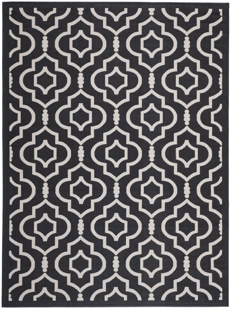 Safavieh Courtyard 4'-0