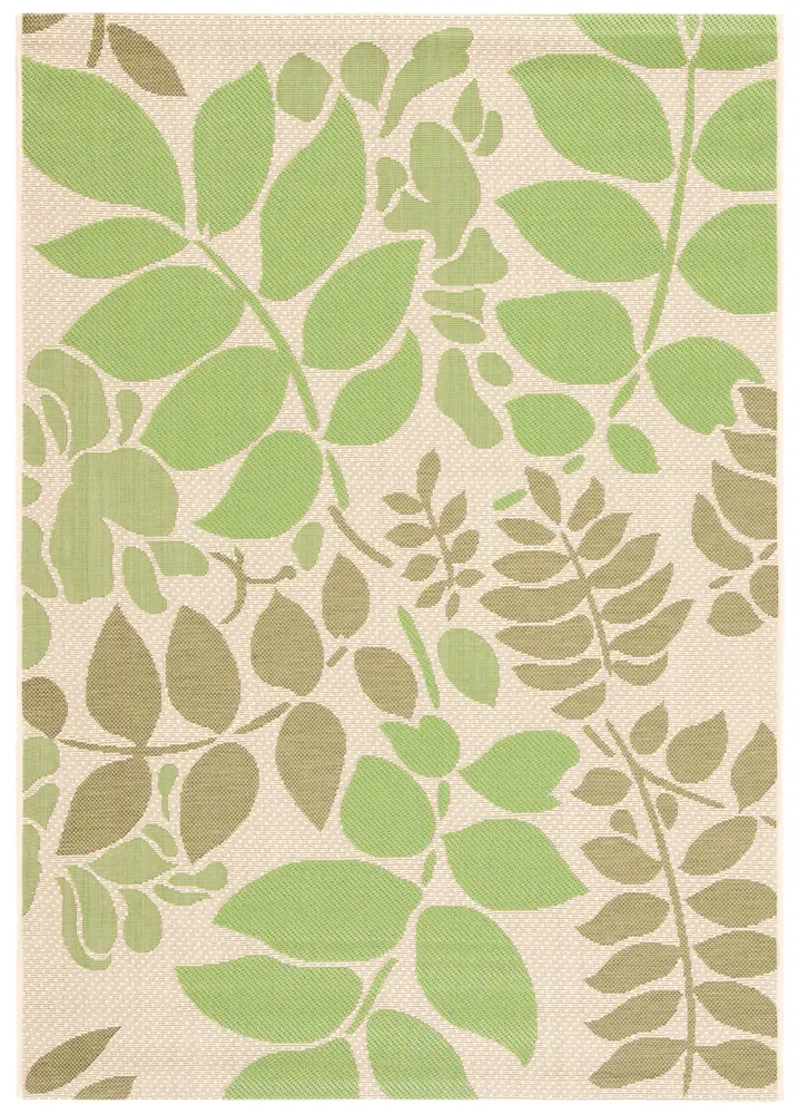 Safavieh Courtyard 4'-0