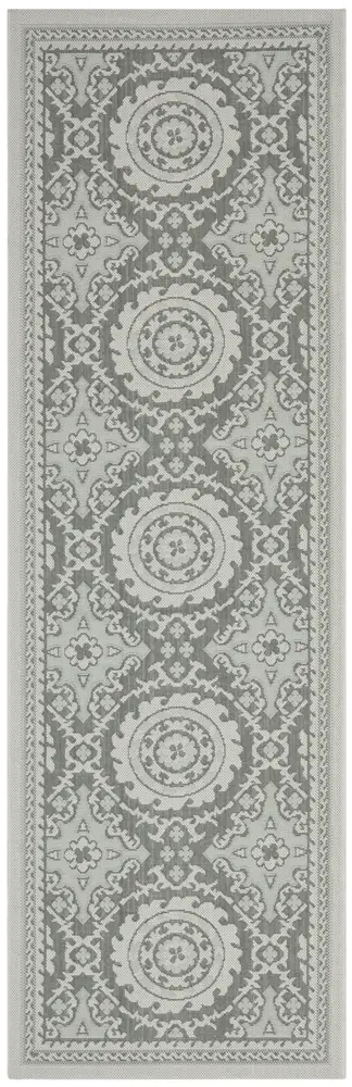 Safavieh Courtyard 2'-7