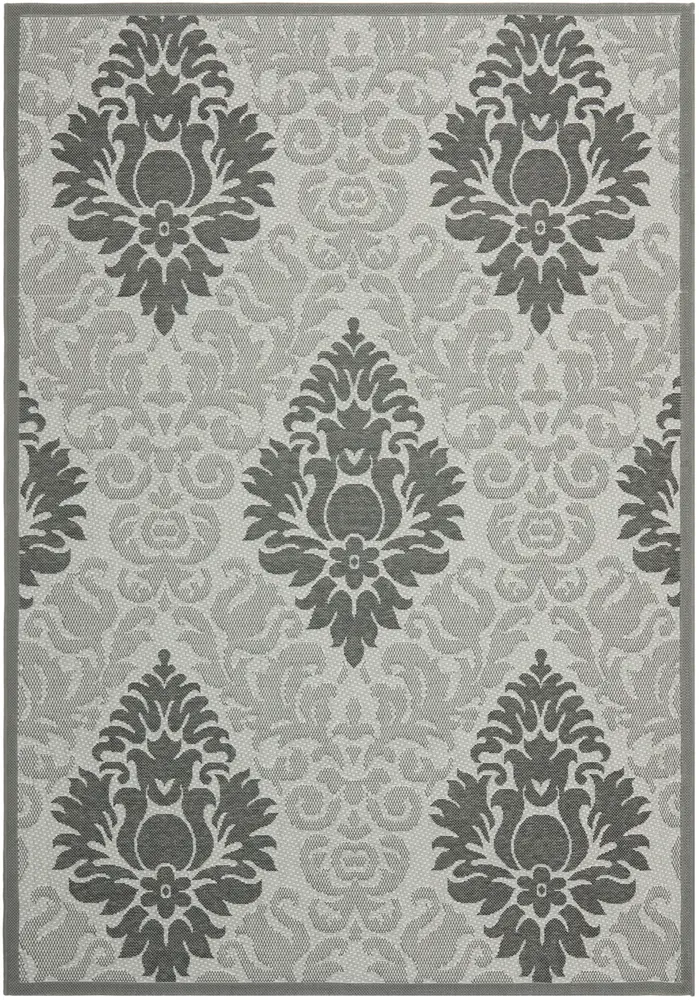 Safavieh Courtyard 4'-0