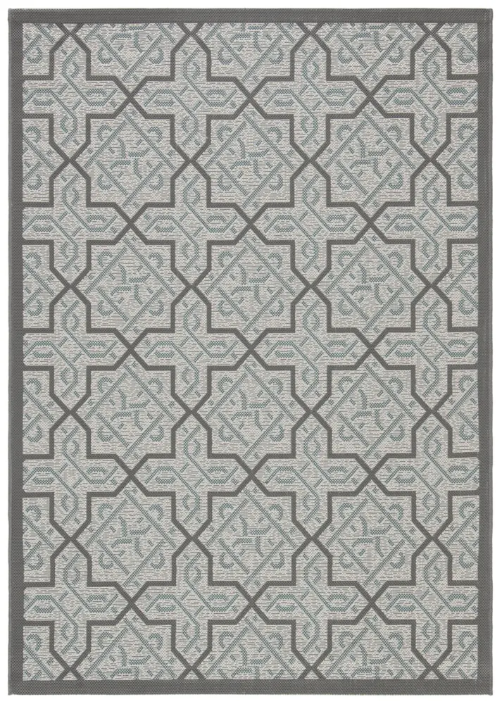 Safavieh Courtyard 4'-0