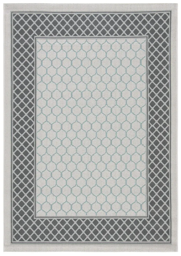 Safavieh Courtyard 4'-0